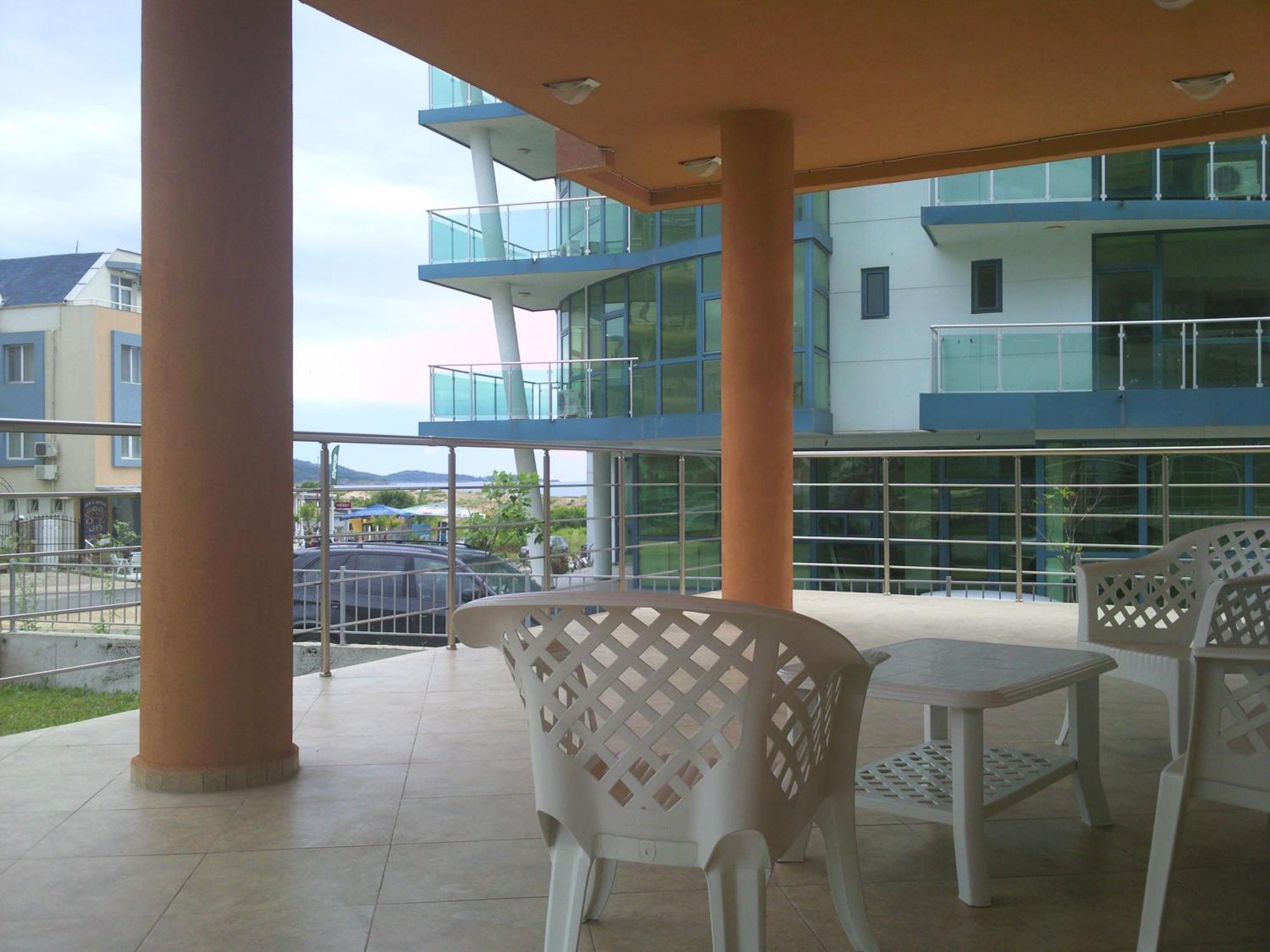 Hotel Venecia Primorsko Exterior photo